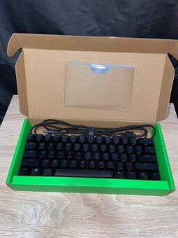 Razer Huntsman Mini – Purple Switch (clicky)
