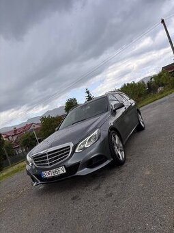 Mercedes Benz E200 CDI, W212