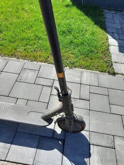 Predam elektricku kolobezku Xiaumi pro-2