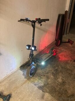 Predám elektro kolobezku kugoo gboster
