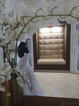 Predám zabehnutý svadobný salón