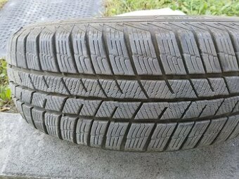Zimné pneumatiky Barum Polarizácia 5.-215/70 R16H