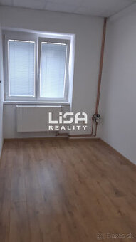 Prenájom kancelárskych priestorov  v exponovanej časti Bánov