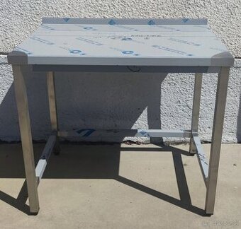 Pracovný stôl, nerezové gastro stoly, nerezový nábytok