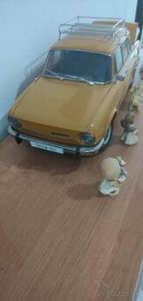 MODEL DEAGOSTINI SKODA 100 1:8+ PRÍVESNÝ VOZIK
