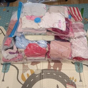 Dievčenské oblečenie od narodenia do dvoch rokov