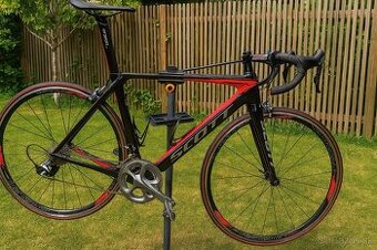 Karbónový cestný bicykel Scott Foil 20