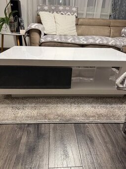 Konferenčný stolík