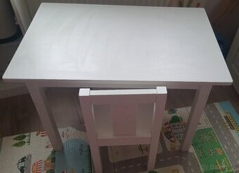 IKEA dreveny detsky pisaci stol