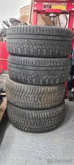 255/45 r19 zimne