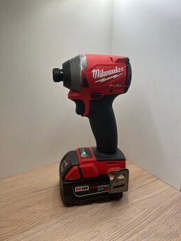 MILWAUKEE M18 Hex rázový uťahovák