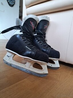 Hokejové korčule Botas č.44