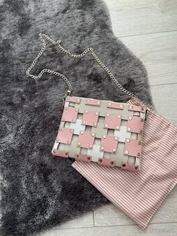 Crossbody kožená kabelka