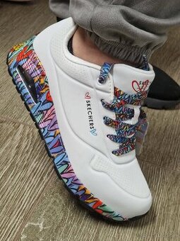 Nové tenisky Skechers x JGoldcrown Uno – veľkosť 37