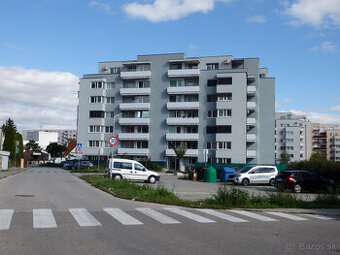 Meander Sered,Kukučínová ul.