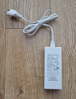 PoE adaptér ZTE POE-A4803-Z 48V / 0,31A (15W)