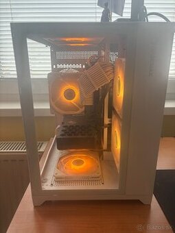 Predám herný PC + monitor + príslušenstvo (kompletný setup)