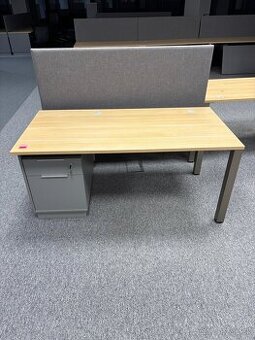 Písací, kancelársky stolík s kontajnerom - veľa kusov