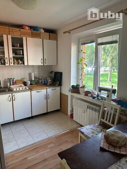 PREDAJ 1 IZBOVÝ BYT LÁNSKA POVAŽSKÁ BYSTRICA