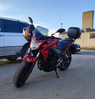 Honda CB500f    ,, jazdená ženou,,