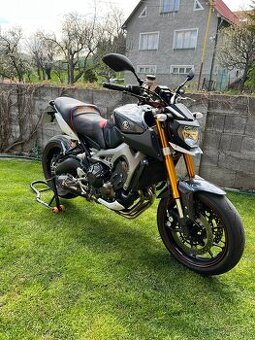 YAMAHA MT 09 2014