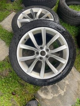 4ks za 100€ Orium winter 235/45/r18 98V zimne