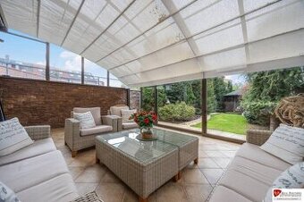 REB.sk Predaj 6 izbový dom,192 m2 ,pozemok 221 m2, pri Polus