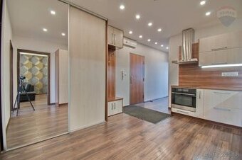 Na predaj: kompletne zrekonštruovaný 3 izbový byt, 63m2, Šal
