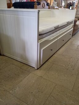 postel hemnes