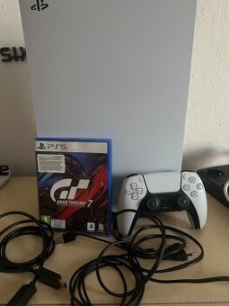 Playstation 5 + ovládač + Grand Turismo 7