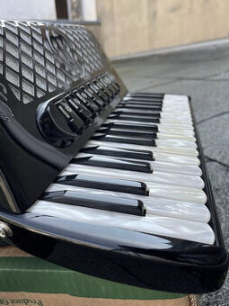 Akordeón Ballone Burini Compact 45 akordov 8 kg 9634113 Cagn