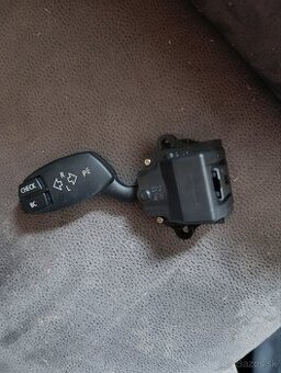 Podvolantová  páčka  BMW E60 E61