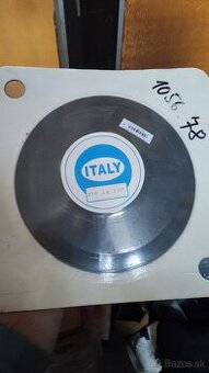 Teflónový nož na syr