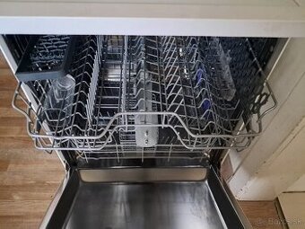 Umývačka riadu beko