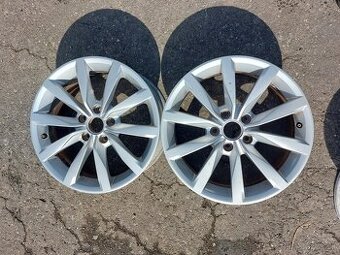 ELEKTRÓNY VW R17 5X112 7JX17 ET49 5G0601025BF