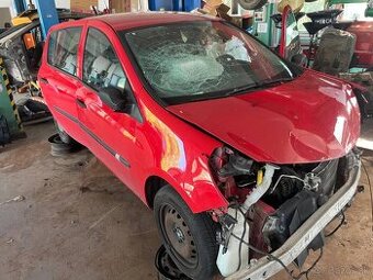 Rozpredám na diely Renault Clio III HB grandtour 1.2 D4F D7