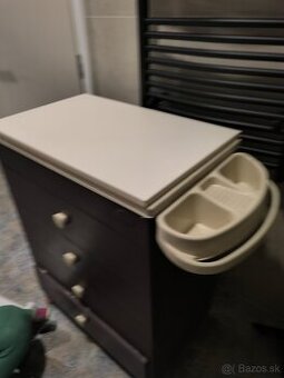 Prebaľovaci pult + vanička + komoda