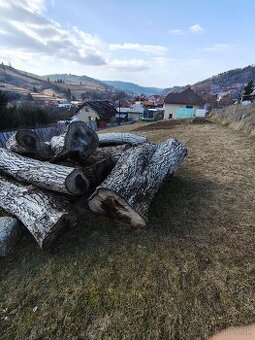 Predám orechové drevo