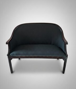 Pohovka (kanapa) + 2 stoličky (neskorý Biedermeier)