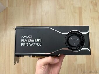AMD Radeon PRO W7700 16 GB