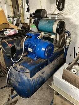 Vzduchový kompresor