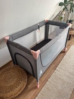 Detská cestovná postieľka