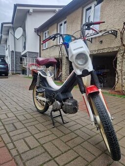 Predam moped Korado