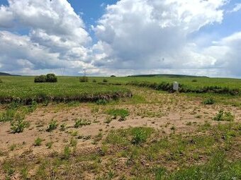 PREDAJ: STAVEBNÝ POZEMOK 709m2, VŠETKY SIETE, BETLANOVCE - 1