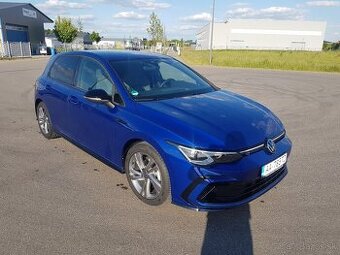 Golf 8 1.5 tsi 110kw R-line