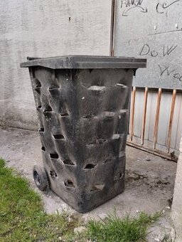 Darujem velky kvetinac