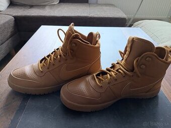 Nike COURT BOROUGH MID WINTER hnedé vel.44,5