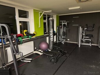 Fitness stroje