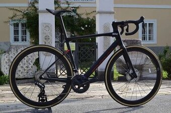 BMC Roadmachine 01 Disc 2020 Carbon Ultegra Di2