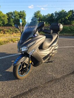 Kymco xTown 125i